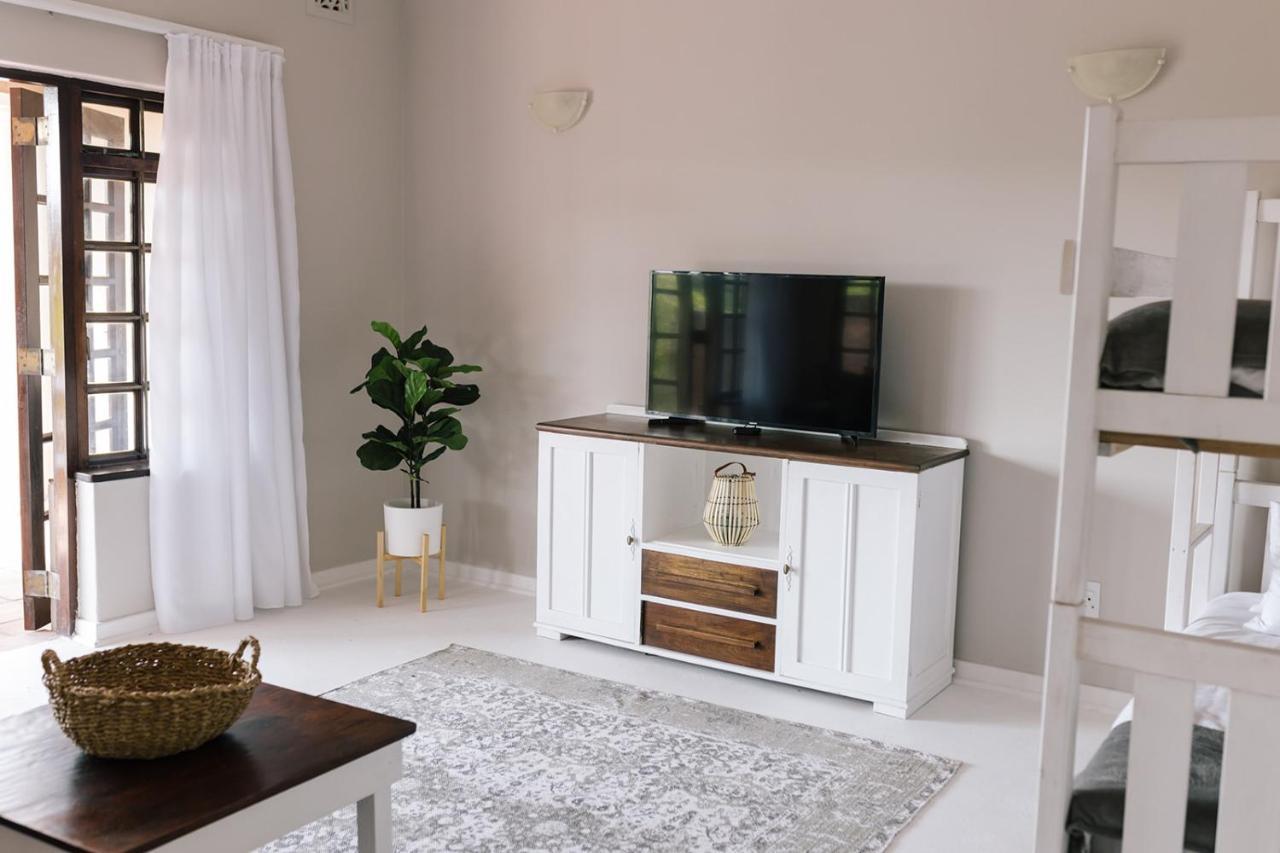 Nahoon Beach Villas Self Catering Apartments East London Exterior foto