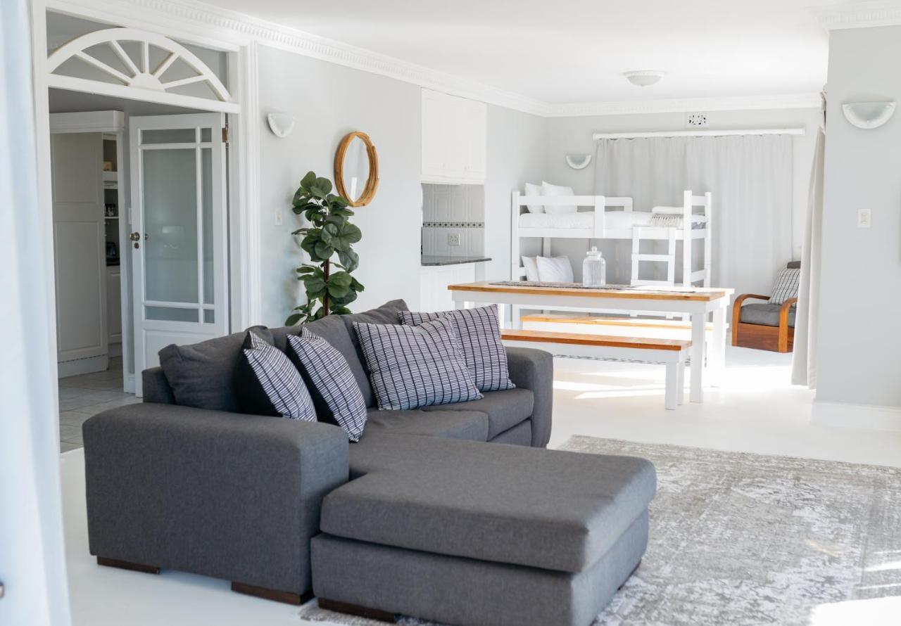 Nahoon Beach Villas Self Catering Apartments East London Exterior foto